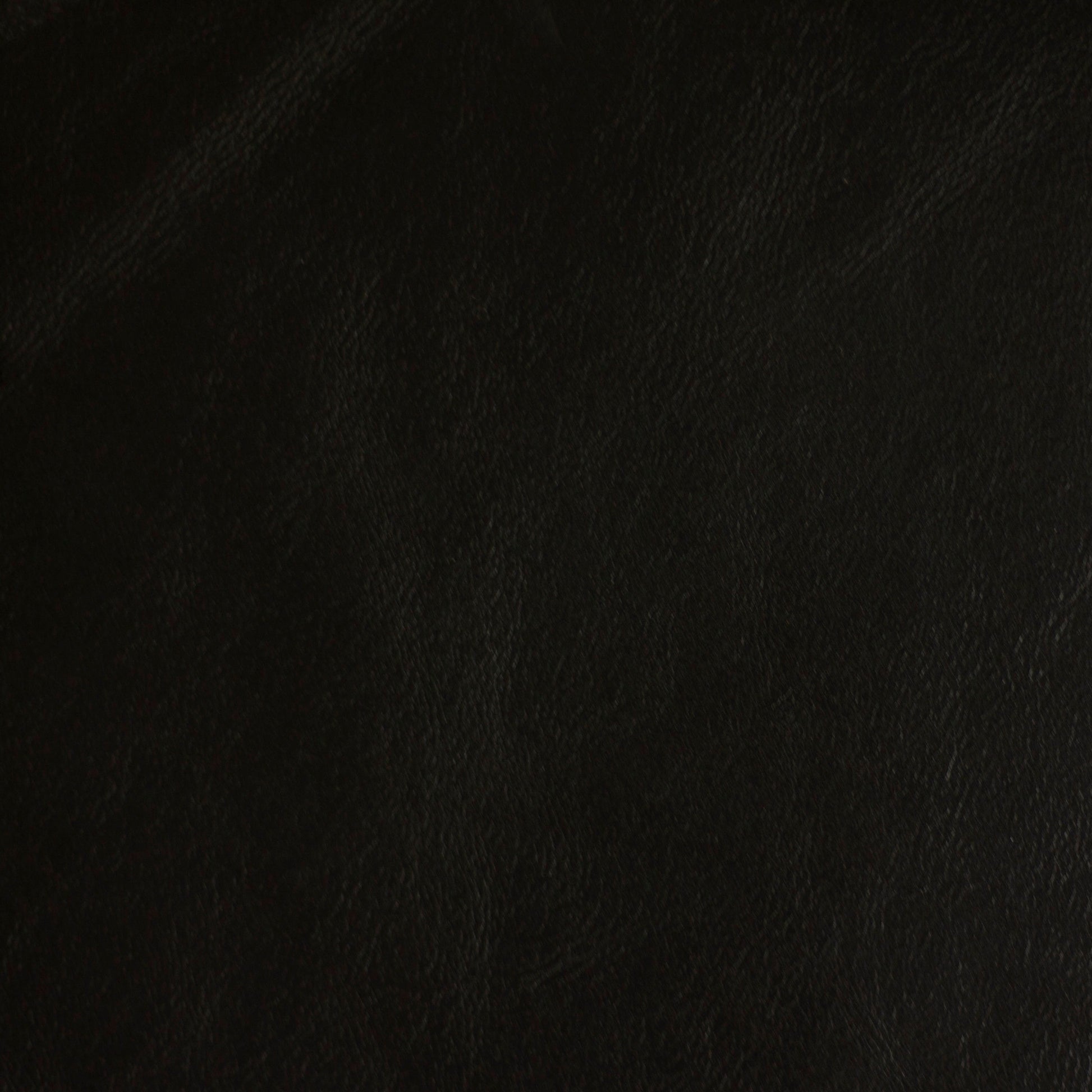 Chamonix, Noire, Spilltop® Water Resistance, Hospitality Leather Hide