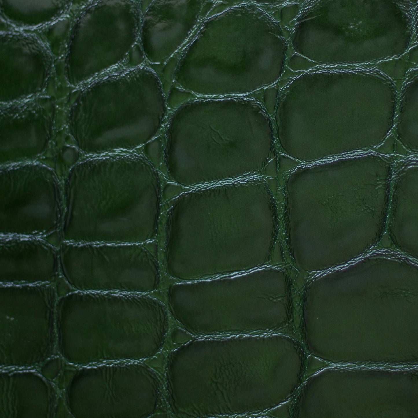 Colossus, Verdi, Spilltop® Water Resistance, Hospitality Leather Hide