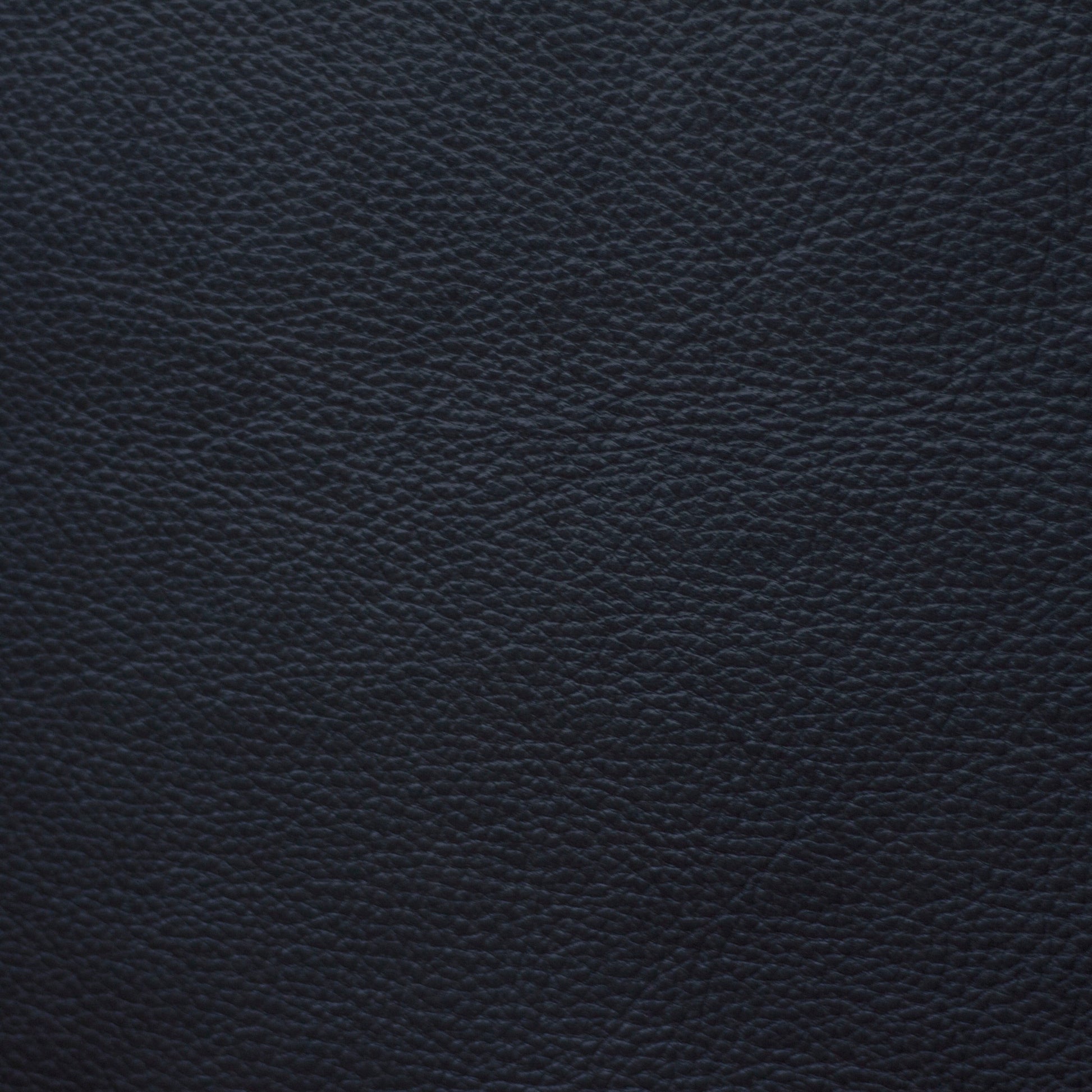 Maverick, Phantom, Spilltop® Water Resistance, Hospitality Leather Hide